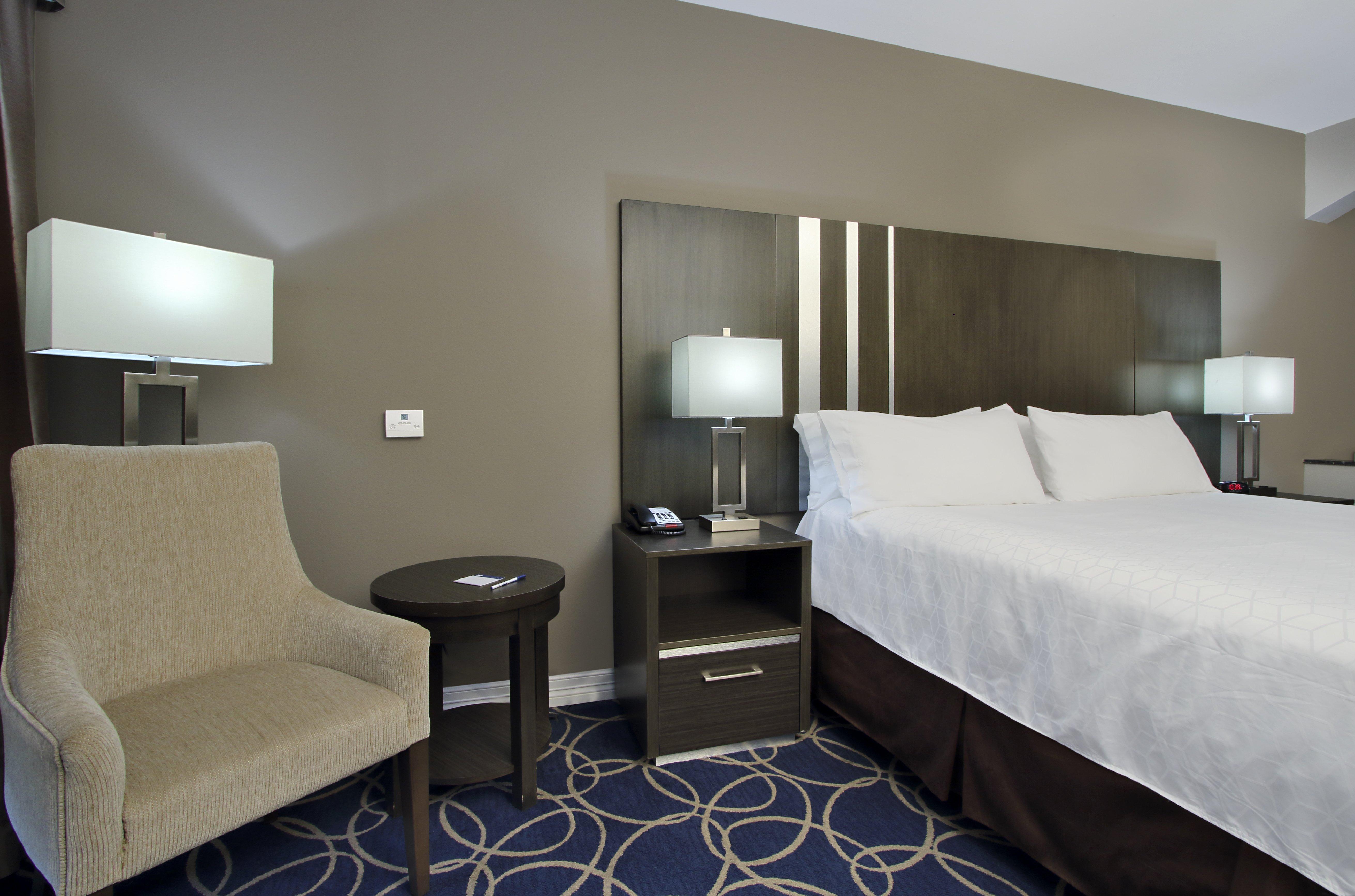 Holiday Inn Express And Suites Houston North - Iah Area By Ihg Exterior photo